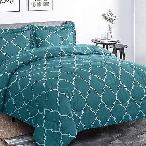 Buy & Sell > Home, Furniture & Entertainment > Comforter Set